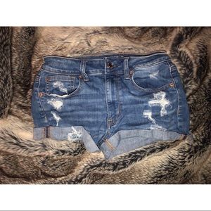 American Eagle Hi-Rise shortie